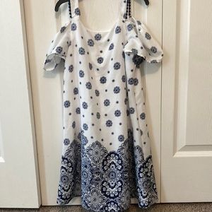 Blue and White Flowers off the shoulder Girls size 7-8 Dress